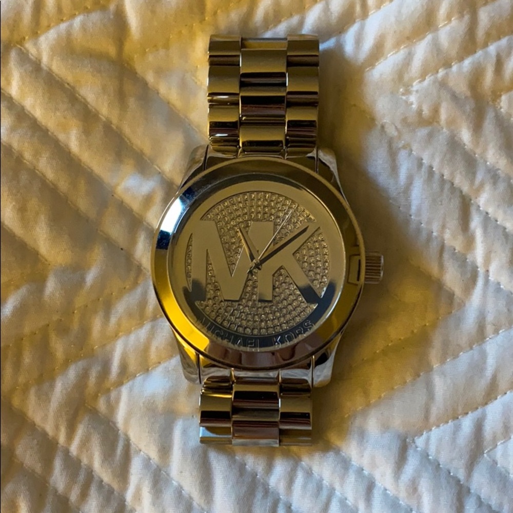 Barely worn oversized Michael Kors watch